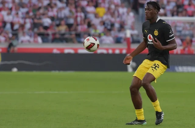 Joane Gadou Shows Promise but Needs to Improve on the Ball at Dortmund