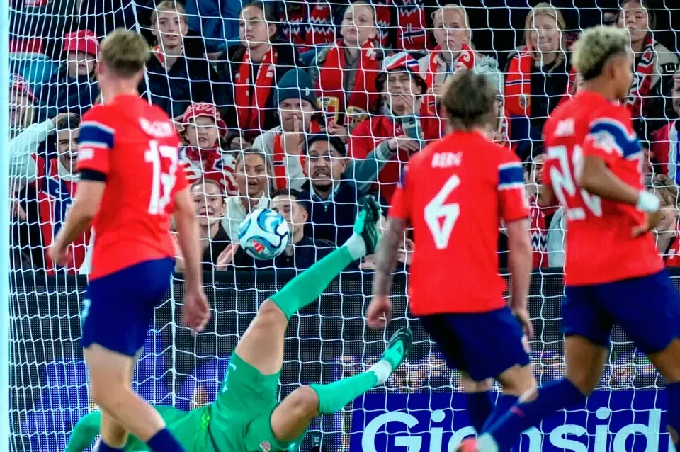 Nyland’s Costly Errors Hand Portugal Control Against Norway