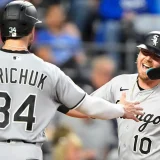 White Sox Outslug Royals 14-11 for Third Straight Win