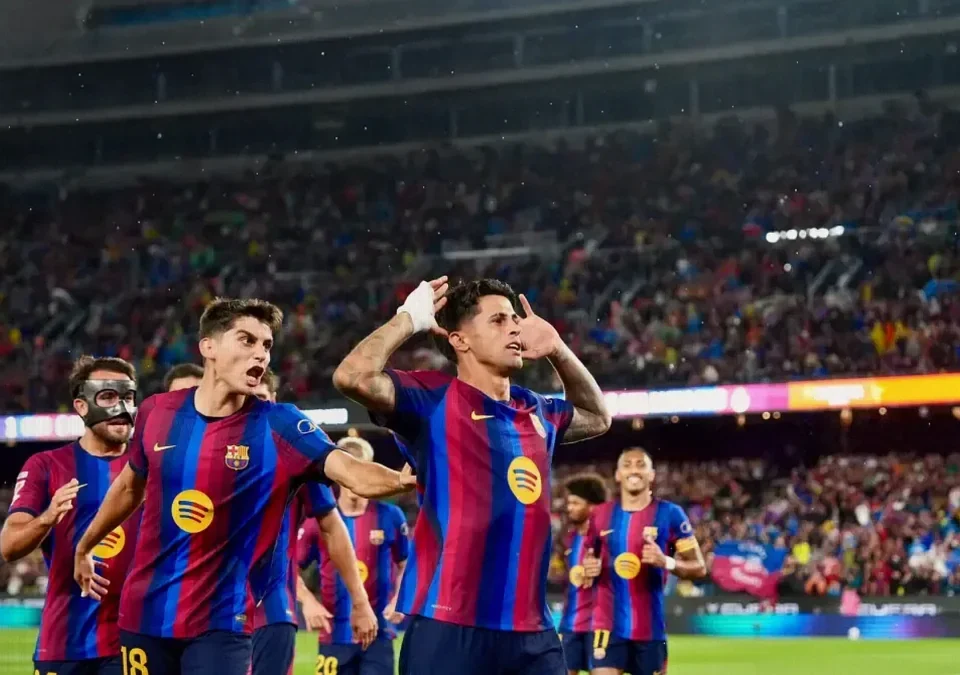 João Cancelo’s First Brace Fires Barcelona to Victory