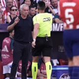 Atlético and Real Madrid Staff Sent Off After Half-Time Derby Clash
