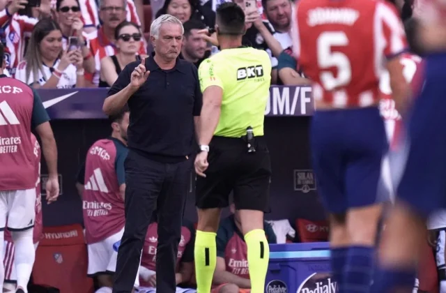 Atlético and Real Madrid Staff Sent Off After Half-Time Derby Clash