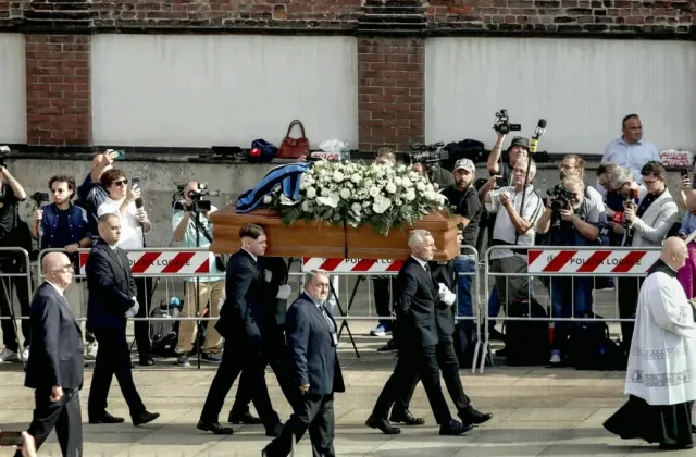Milan Bids Farewell to Inter Great Sandro Mazzola at Funeral
