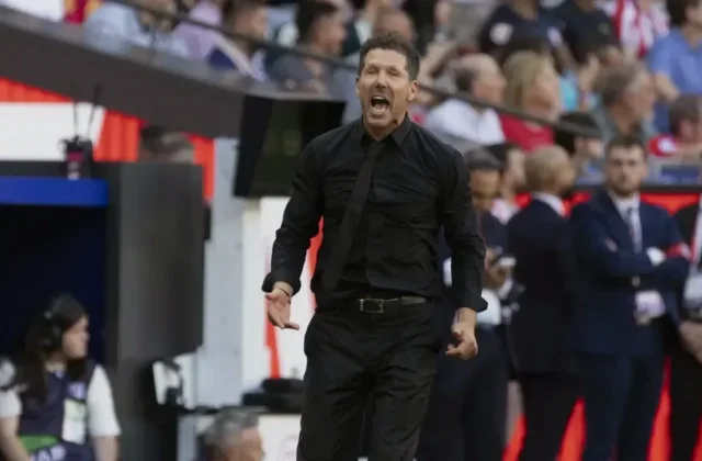 Simeone Hails Hansi Flick’s Barcelona as a Different Sport