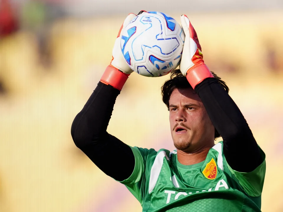 Why Roma Star Mile Svilar Is Still Without an International Team