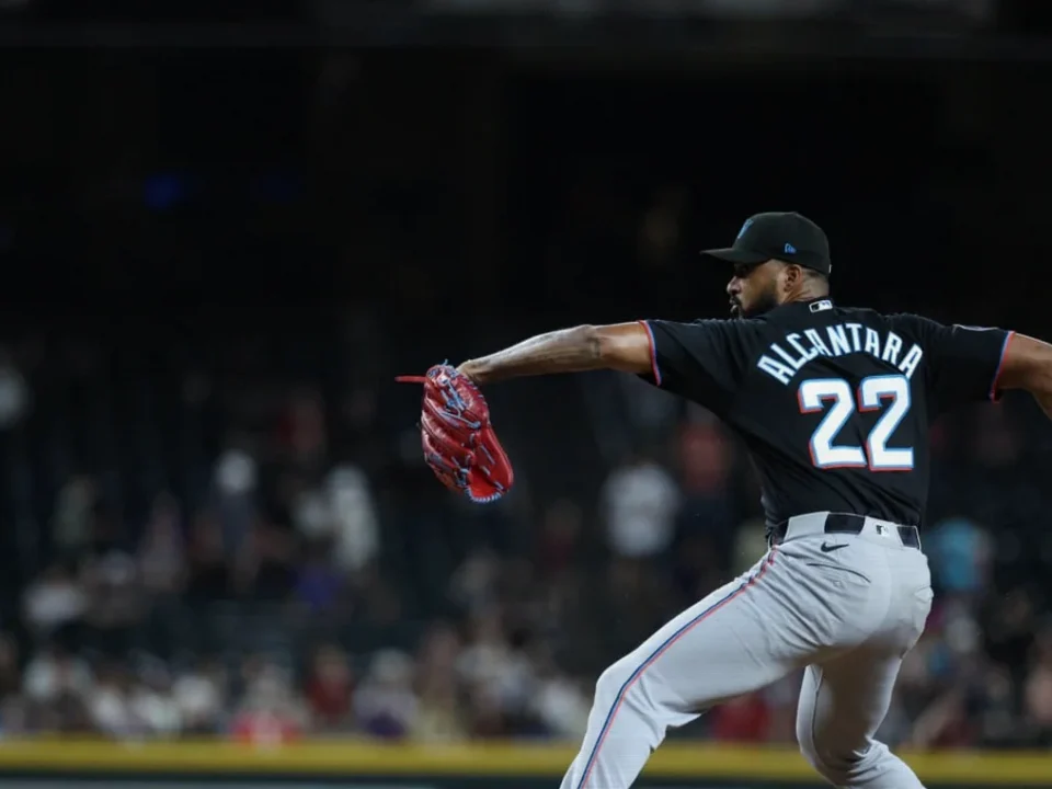 Sandy Alcantara Earns First MLB Save as Marlins Edge D-backs