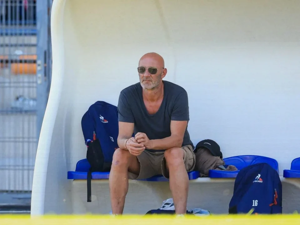 Fabien Barthez Begins Accelerated Coaching Course with France