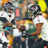 Bijan Robinson, Drake London Lead Falcons Past Packers in Green Bay