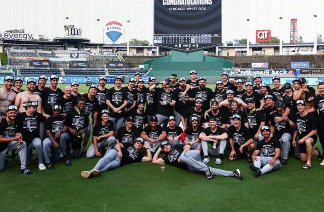White Sox Celebrate Playoff Berth With Near-Capacity Crowd at Rate Field