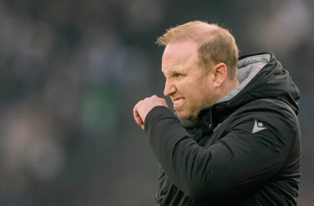 Ludovic Magnin Observes Sebastian Hoeness at VfB Stuttgart
