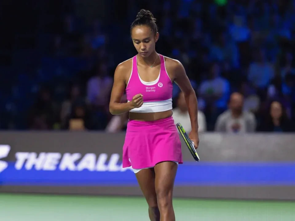 Leylah Fernandez beats Talia Gibson to win Singapore Tennis Open title