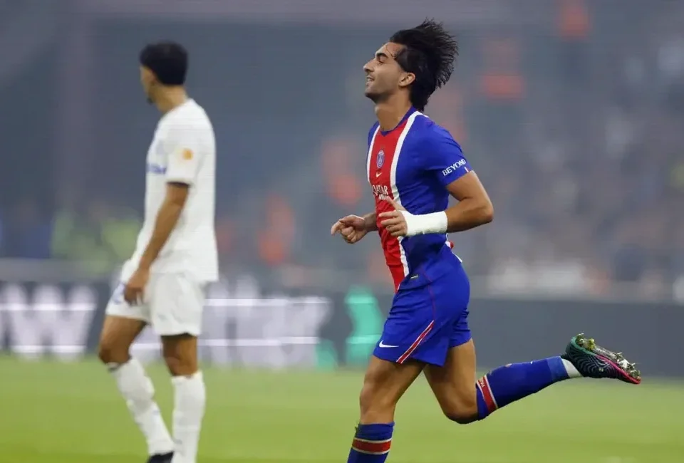 Ferran Torres Shines After Fast Start at Paris Saint-Germain