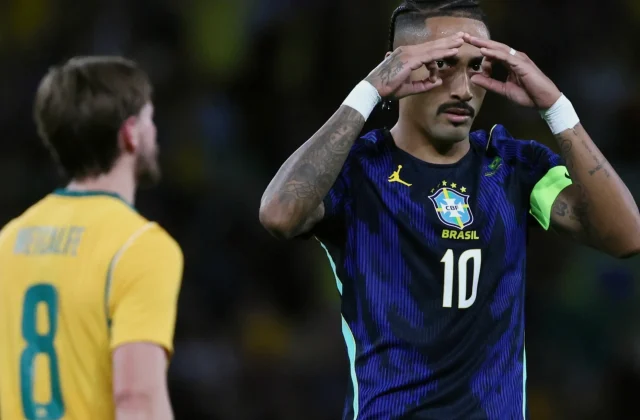 Raphinha Suffers Right-Thigh Injury After Scoring for Brazil in Australia