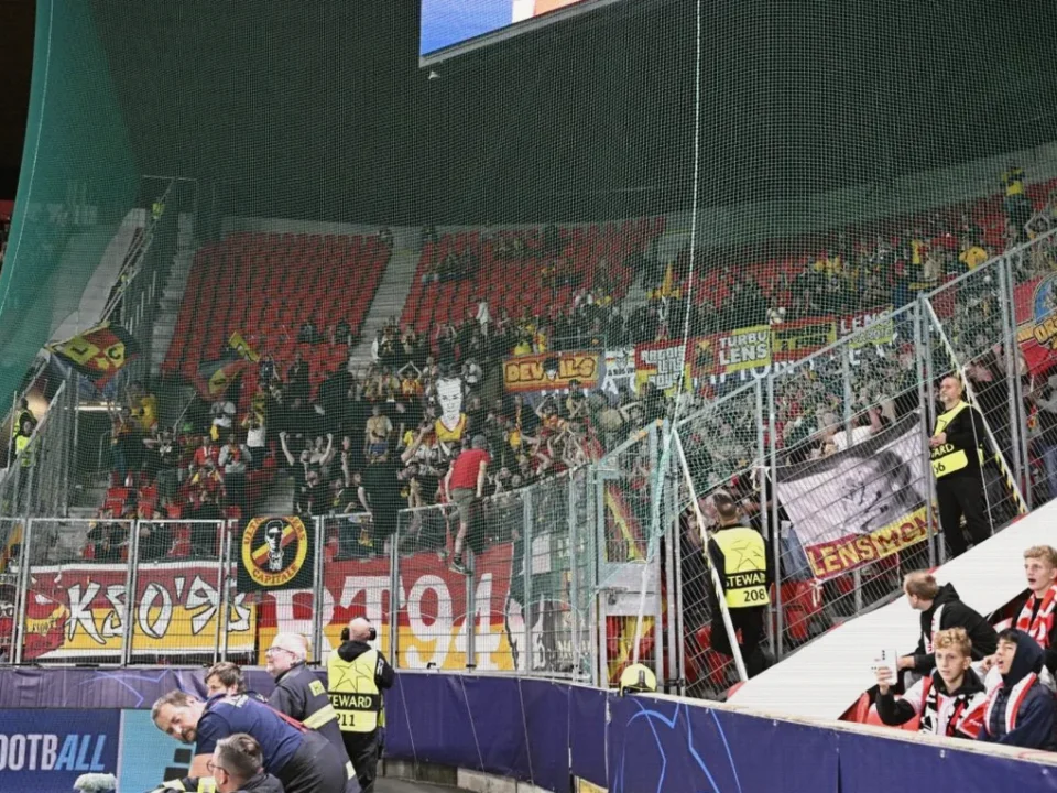 UEFA Fines RC Lens €15,000 After Pyrotechnics at Slavia Prague
