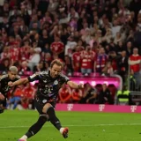 Harry Kane Reaches 100 Bundesliga Goals in Record 98 Games