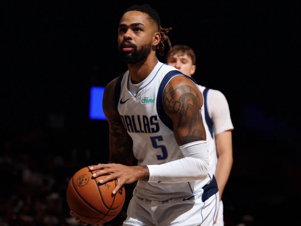 Memphis Grizzlies Waive D’Angelo Russell, Sign Brendan Hausen