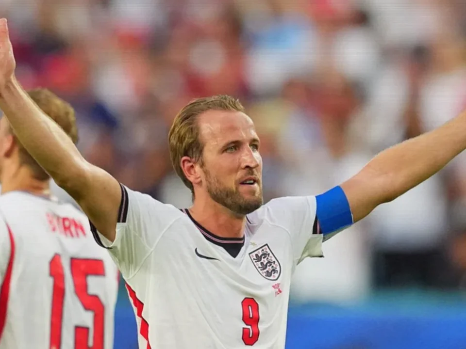 Harry Kane Eyes 2026 Ballon d’Or After Record Bayern and England Year