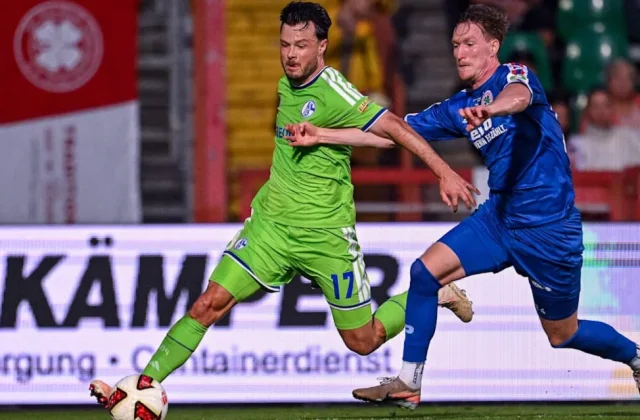 Adrian Gantenbein Steps Up Schalke Comeback in Oberhausen Friendly