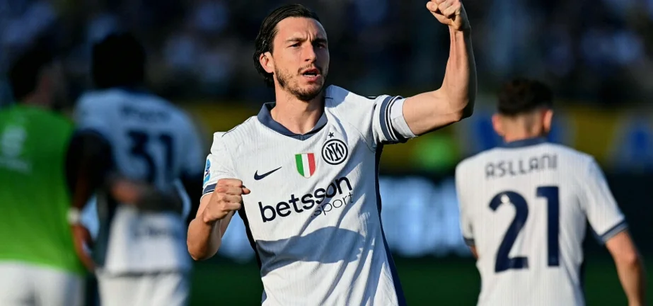Bologna Target Matteo Darmian as Emil Holm Faces Four-Month Layoff