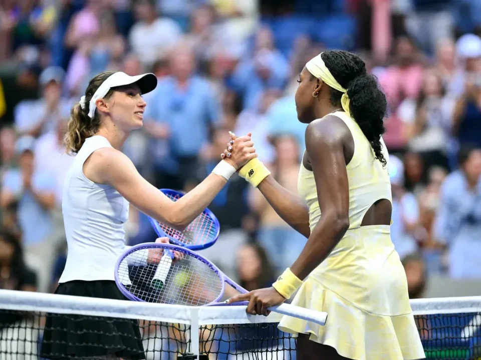 Coco Gauff Overcomes Cristina Bucsa to Reach US Open Fourth Round
