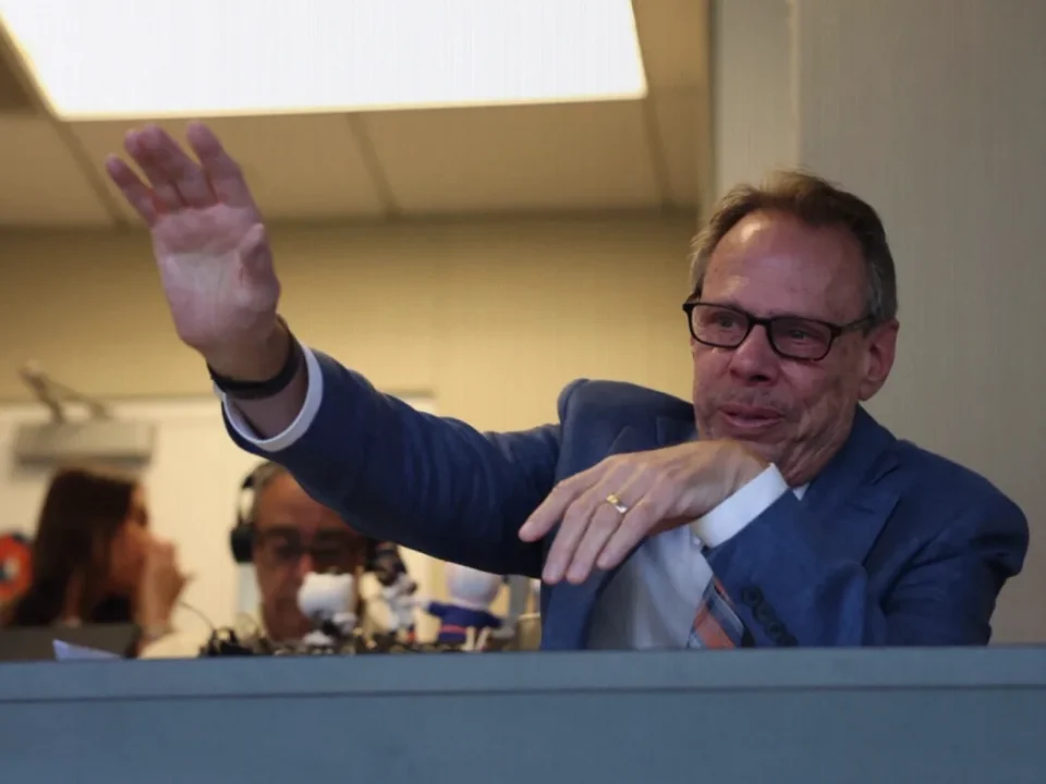Mets Honor Howie Rose in Emotional Citi Field Radio Booth Farewell