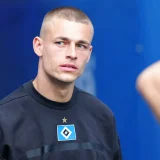 Miro Muheim Faces New Fight for His Place at Hamburg