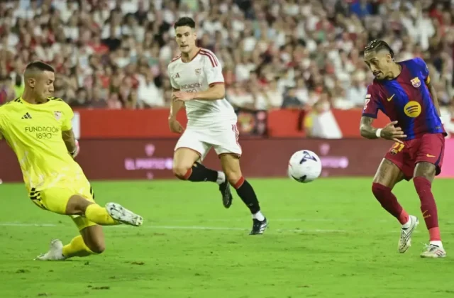 Raphinha Hat-Trick Keeps Barcelona’s Perfect Start Alive at Sevilla