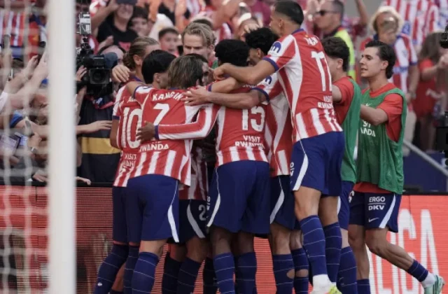 Atlético Madrid Beat Real Madrid 2-1 to Move Second in LaLiga