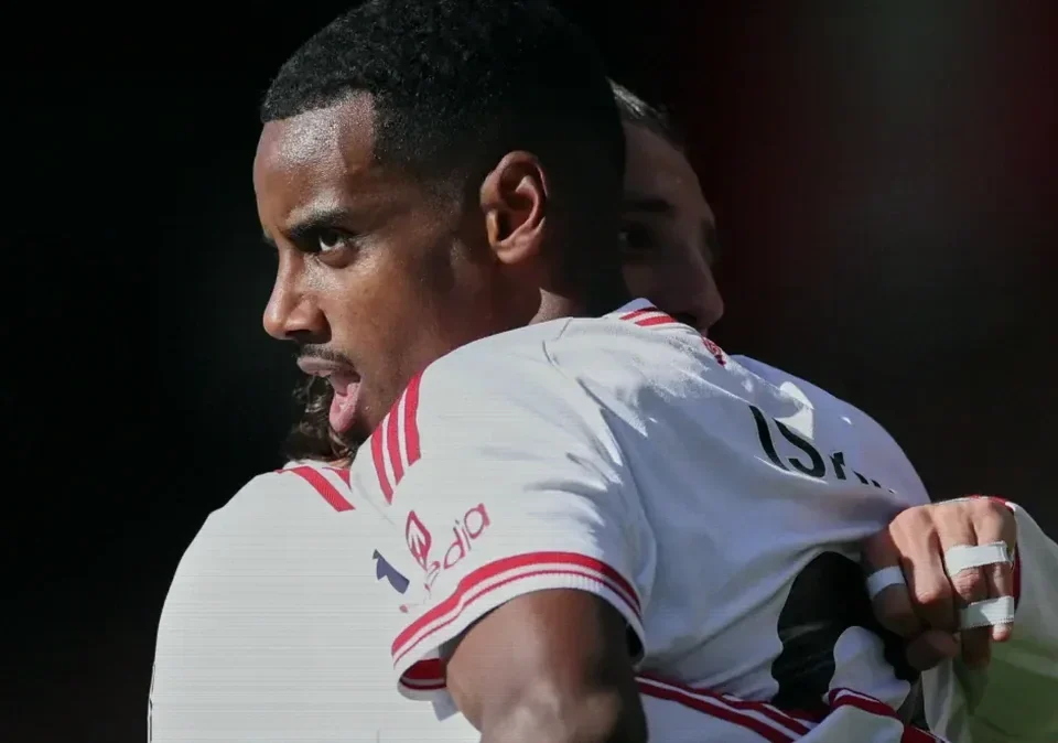 Isak Fires Liverpool to 1-0 Win at Bournemouth