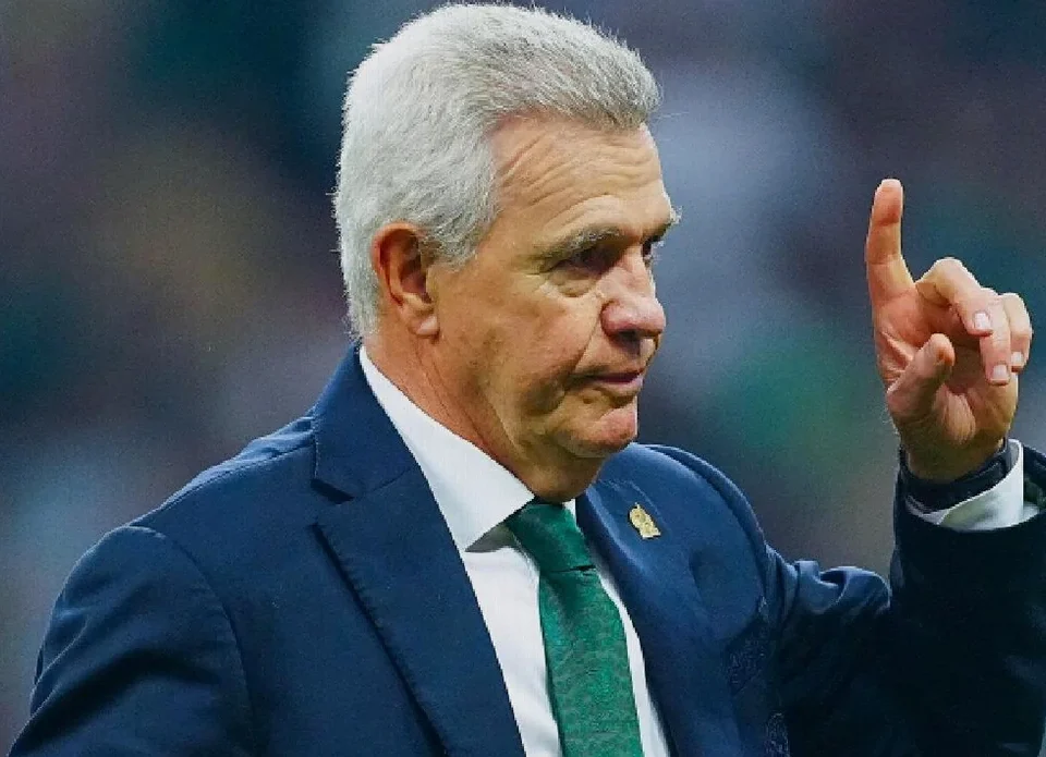 Javier Aguirre Emerges as Valencia’s Leading Candidate After Corberán Exit