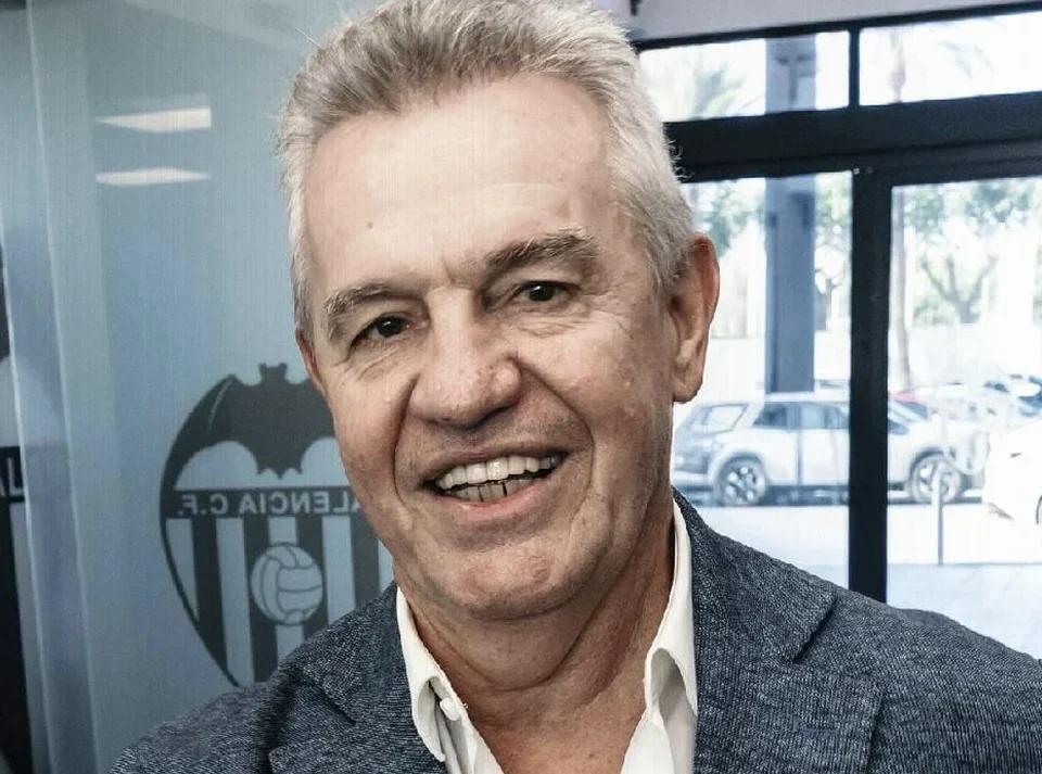 Aguirre Delays Mexican Signings Talk as Valencia Assess Injury Crisis