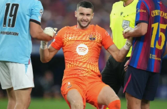 Barcelona Assess Joan García’s Knee Ahead of Sevilla Trip