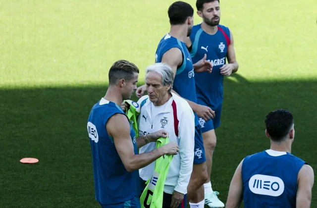 Jorge Jesus Denies Ronaldo Rift After Portugal Bench Decision