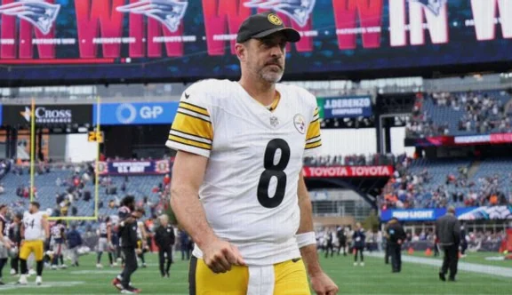 NFL Week 2 Overreactions: Rodgers, Eagles and Lions Under the Microscope