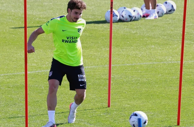 Atlético Madrid Sweat on Julián Álvarez Fitness for Real Madrid Derby