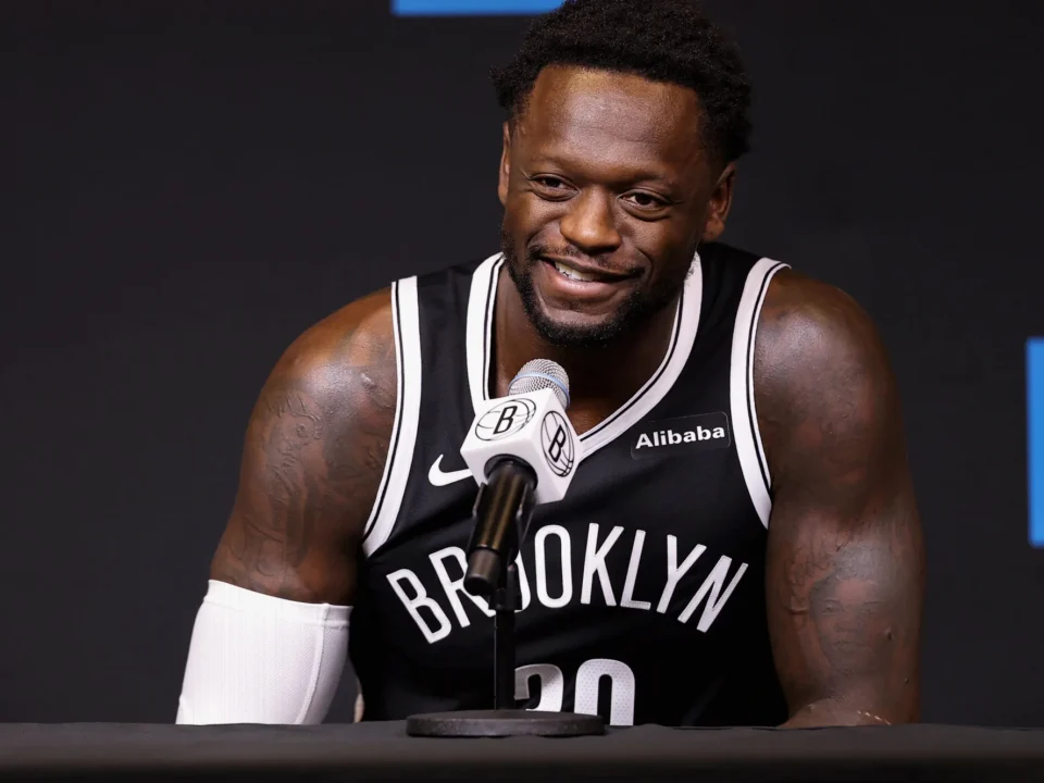 Julius Randle Embraces Veteran Mentor Role With Young Brooklyn Nets