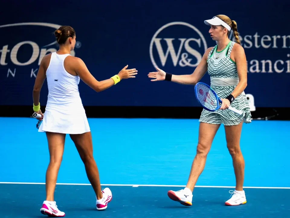 Kempen and Panova Upset Ostapenko-Hsieh to Make Cincinnati Doubles Final