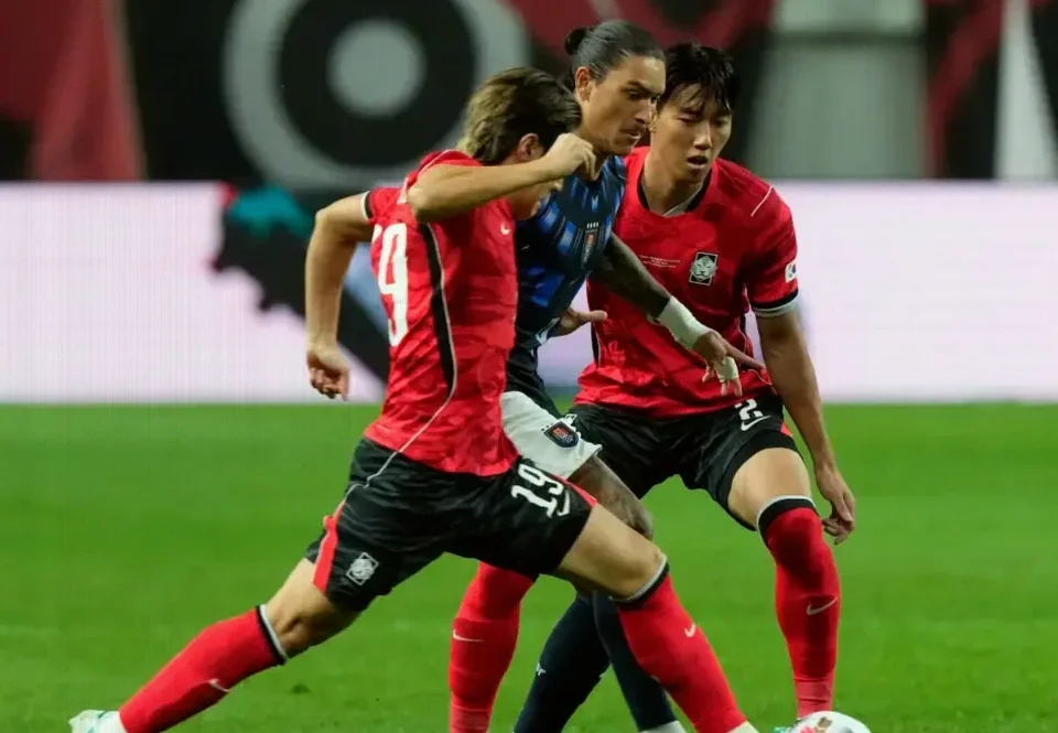 Darwin Núñez Stars as Forlán Earns First Uruguay Win in South Korea