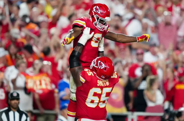 Kenneth Walker III Sets Career High as Chiefs Rout Broncos