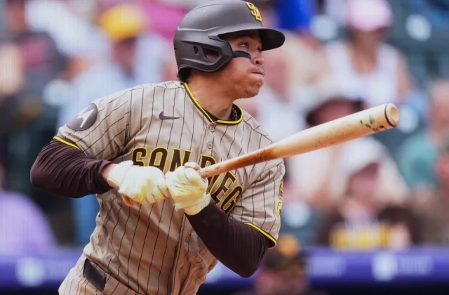 Padres Strengthen Wild Card Hold With 9-2 Rout of Rockies