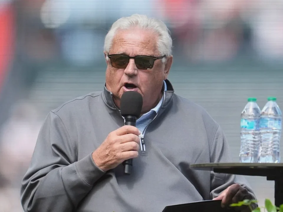 Duane Kuiper Returns to Giants Booth After Revealing Throat Cancer Treatment