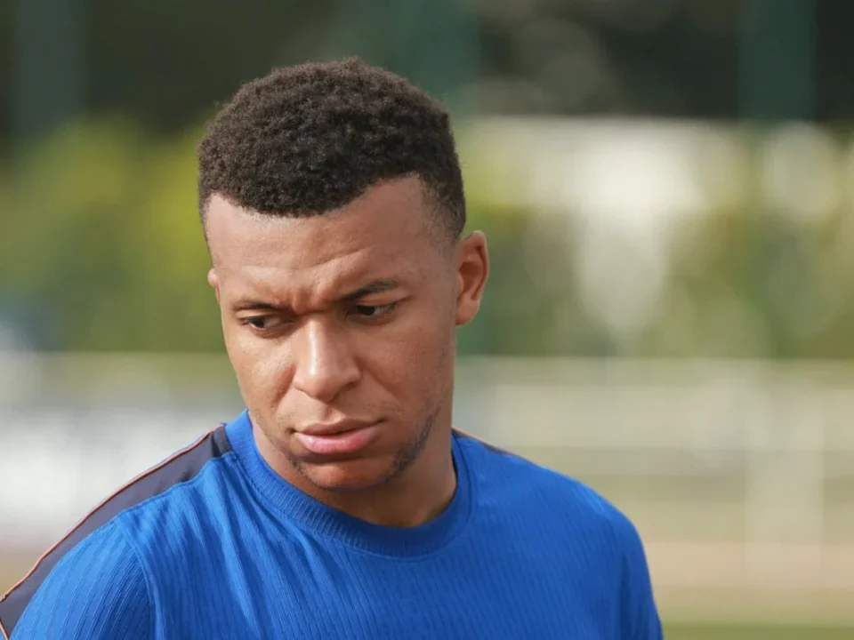 Kylian Mbappé Misses France Training With Flu Symptoms