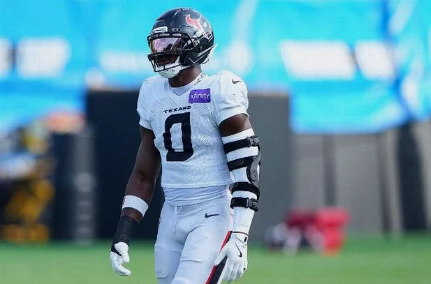 Kyrie Irving Offers to Pay Azeez Al-Shaair’s NFL Fine