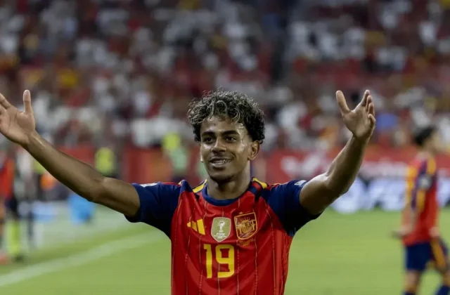 Lamine Yamal Stars as Spain Hit Croatia for Four