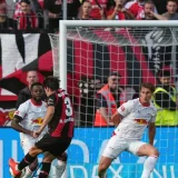 Bayer Leverkusen Beat RB Leipzig 2-0 to Keep Pace in Bundesliga Race