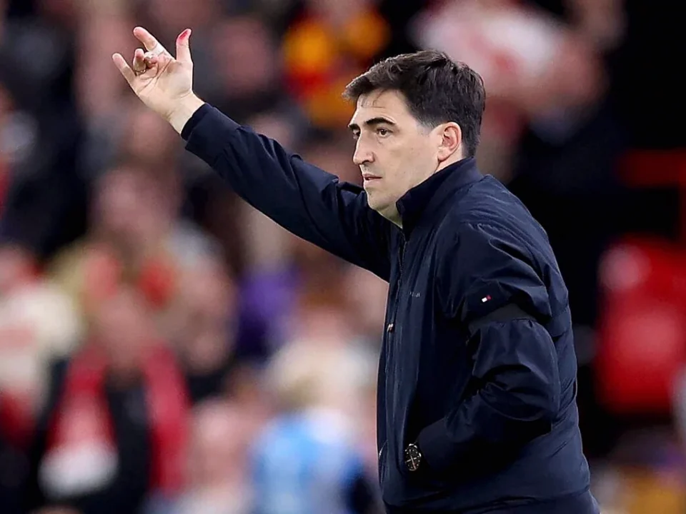 Premier League Page Lists Liverpool and Fulham in Club Navigation