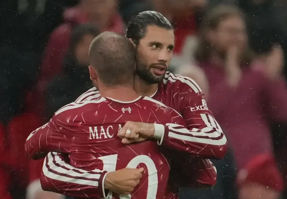 Liverpool Beat Tottenham 3-1 to Reach League Cup Last 16