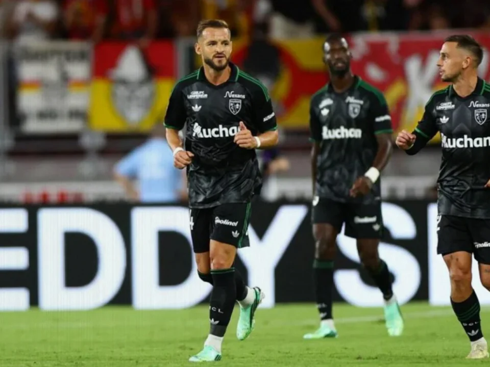 Jonathan Gradit’s Late Own Goal Sinks Lens Against Monaco