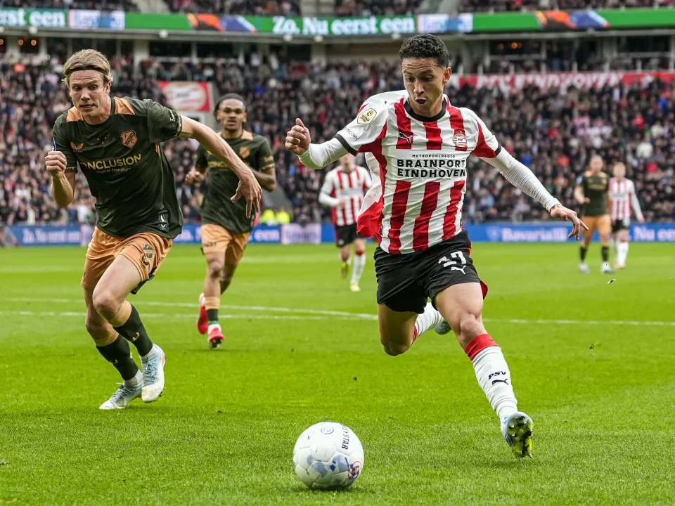 PSV’s Mauro Júnior Earns First Brazil Call-Up Under Ancelotti