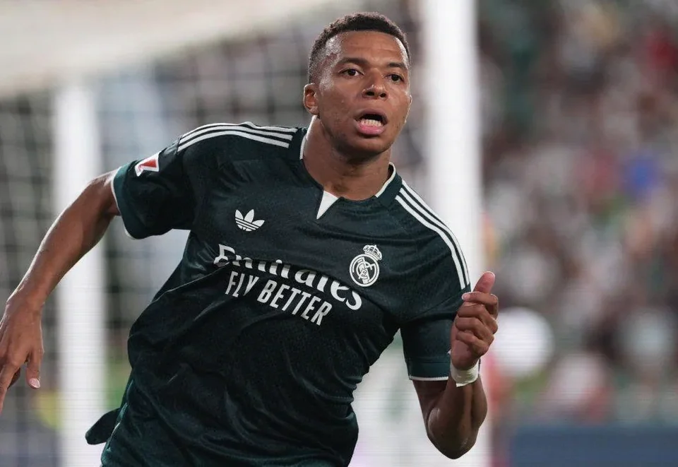 Mbappé Denies Pushing Bayern Star Olise Toward Real Madrid